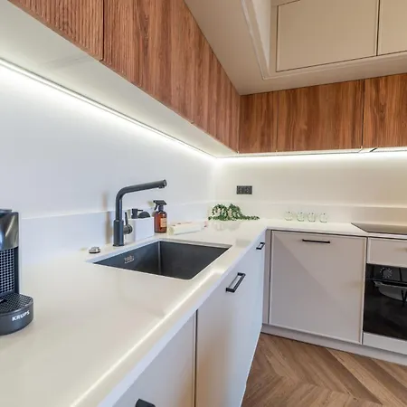 Apartment Pratum 24